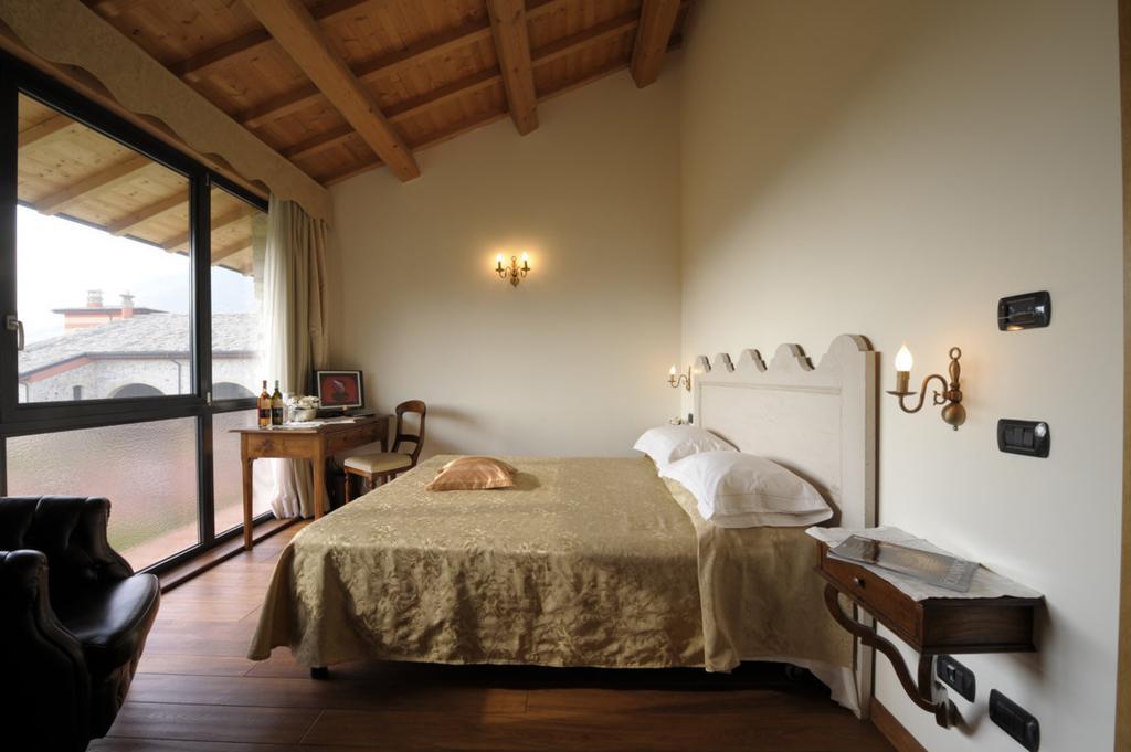 Tenuta La Presa Caprino Veronese Rom bilde